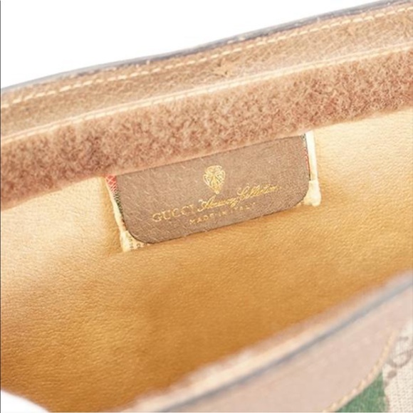 ***SALE*** Authentic Gucci Supreme Clutch - Picture 5 of 13